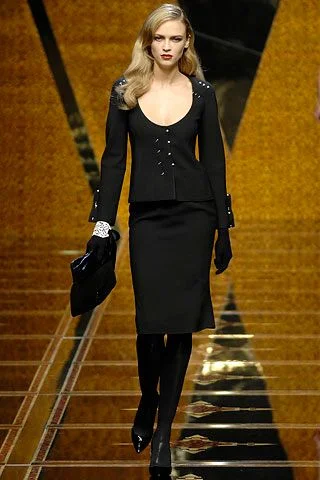 Look 28